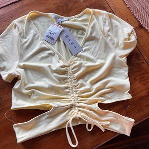 NWT Gaze Baby Tee with Side Cutouts & Rouched V-Neck Center Sz M